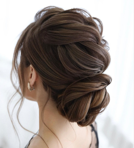 Hairstyles For Young Bridesmaids For Pre-Wedding Events